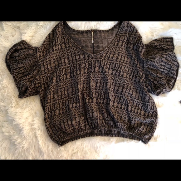 Free People Tops - Free People Crop oversized Short Sleeve Top